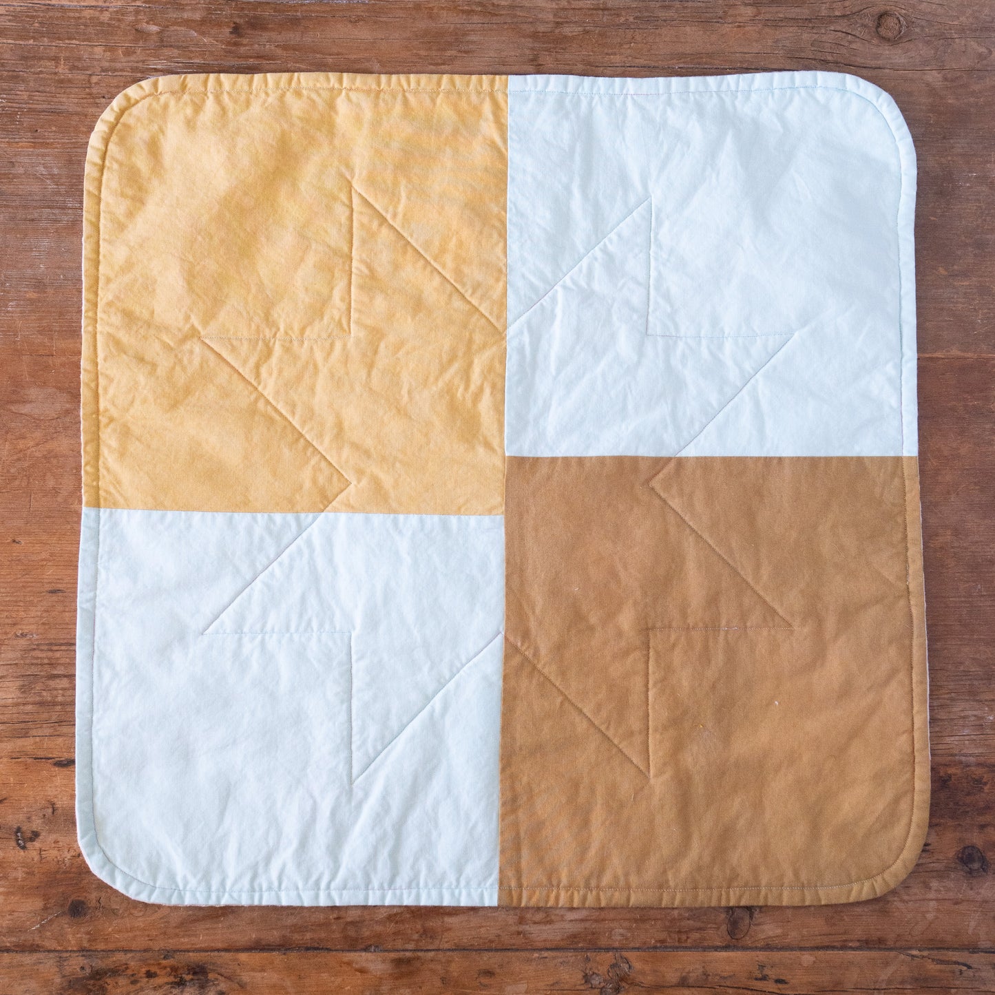 Kye and Hardy holiday 2023 doll quilts