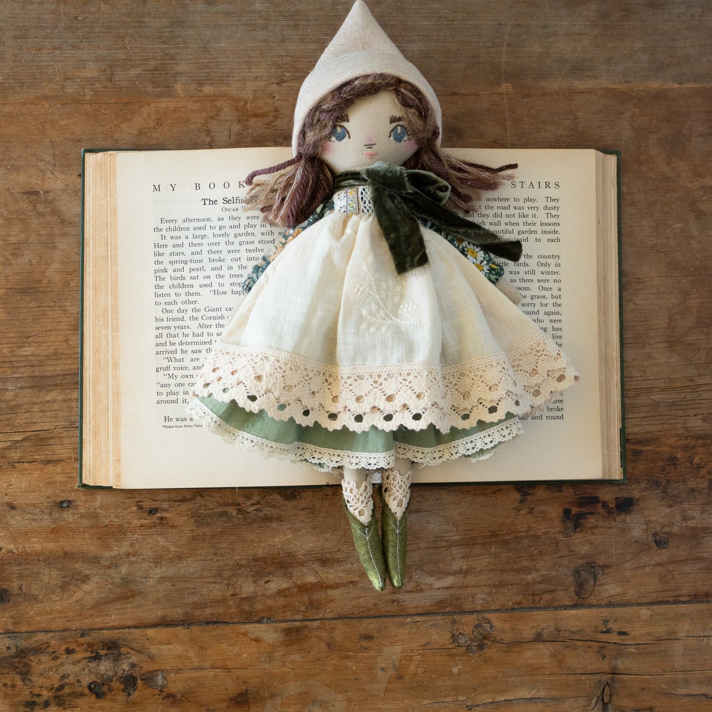 hazel fairytale girl