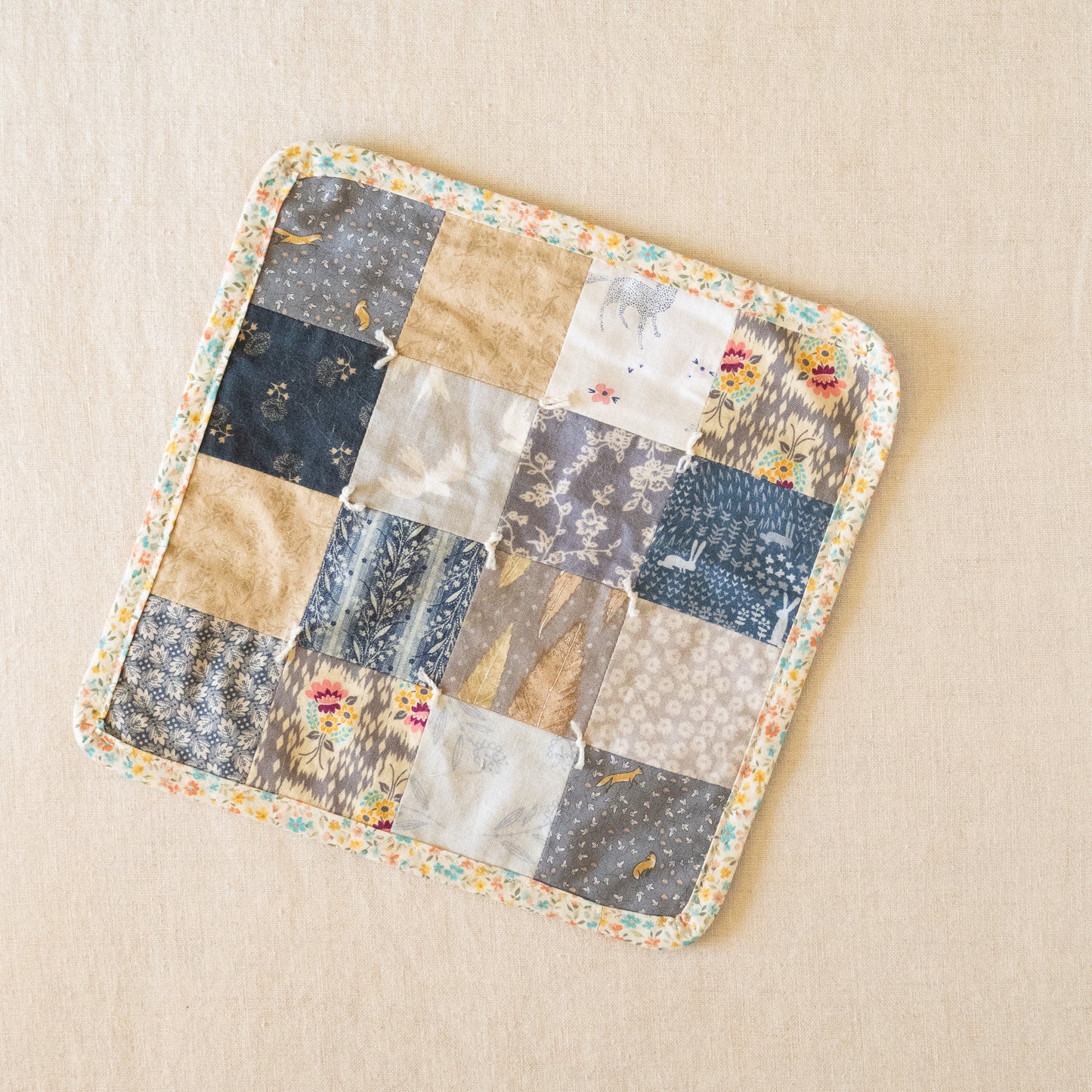 petal patchwork quilt - XS