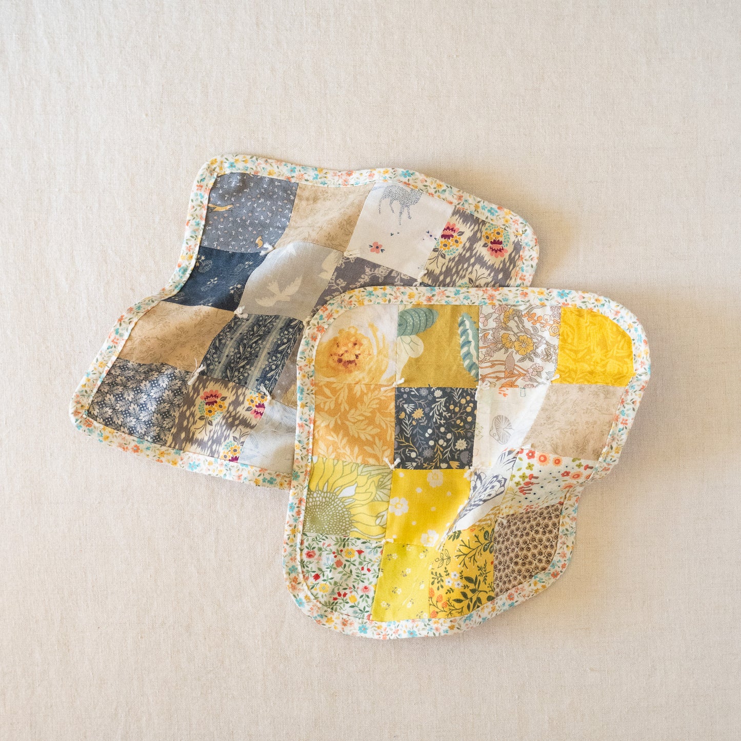 petal patchwork quilt - XS