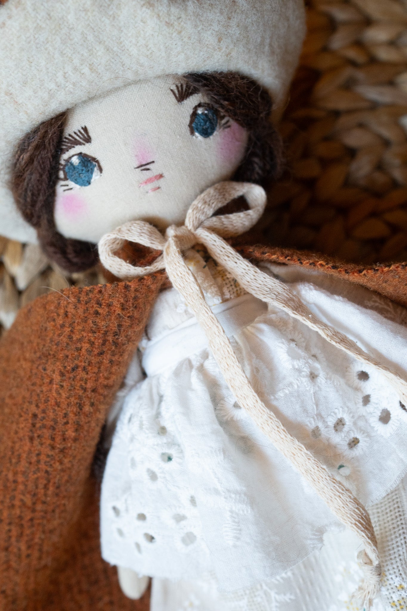 wren mushroom fairytale girl