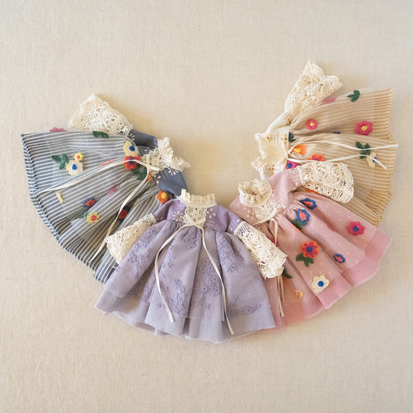 flutter sleeve day dress