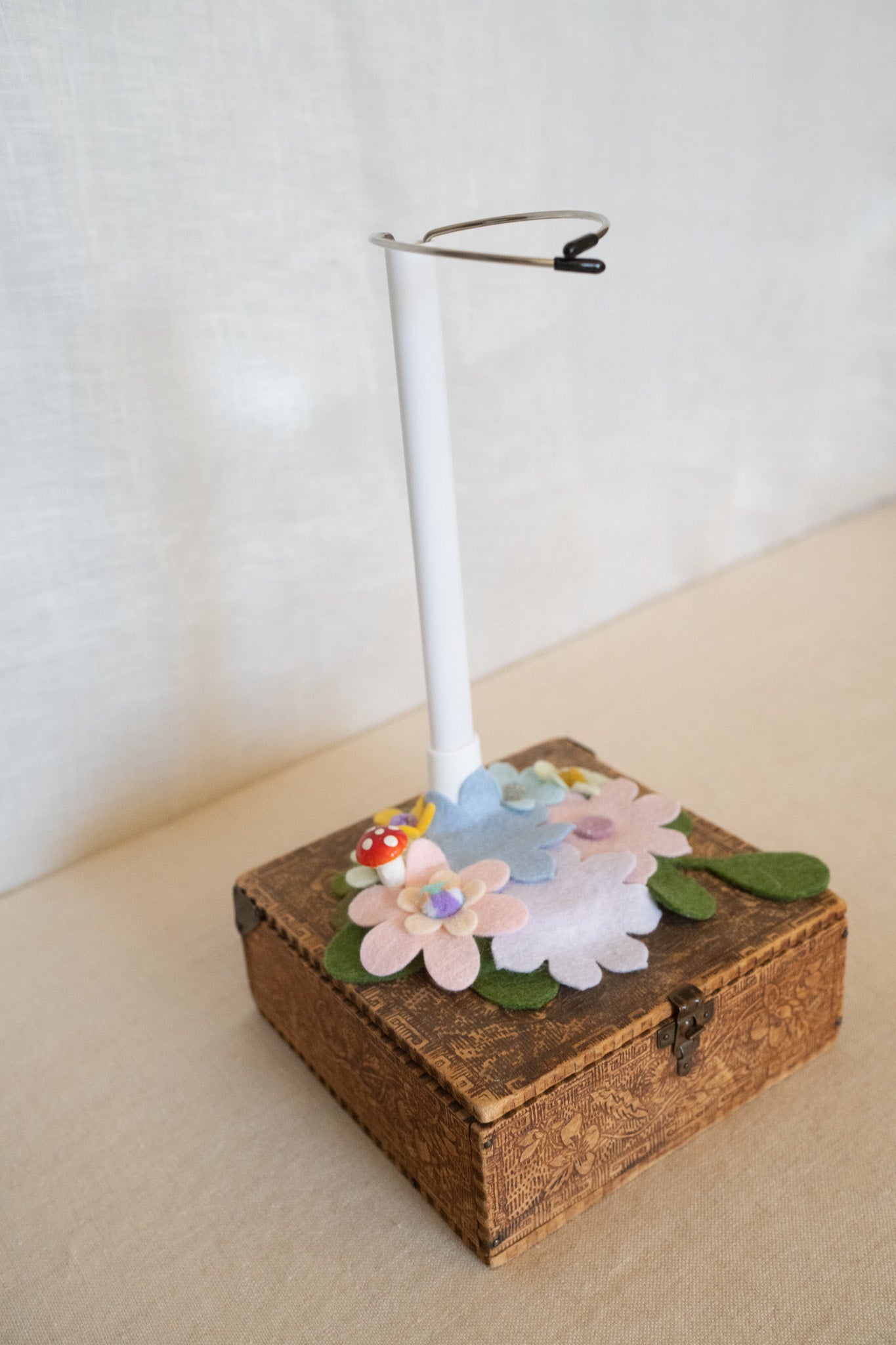 OOK doll stands for 14" dolls