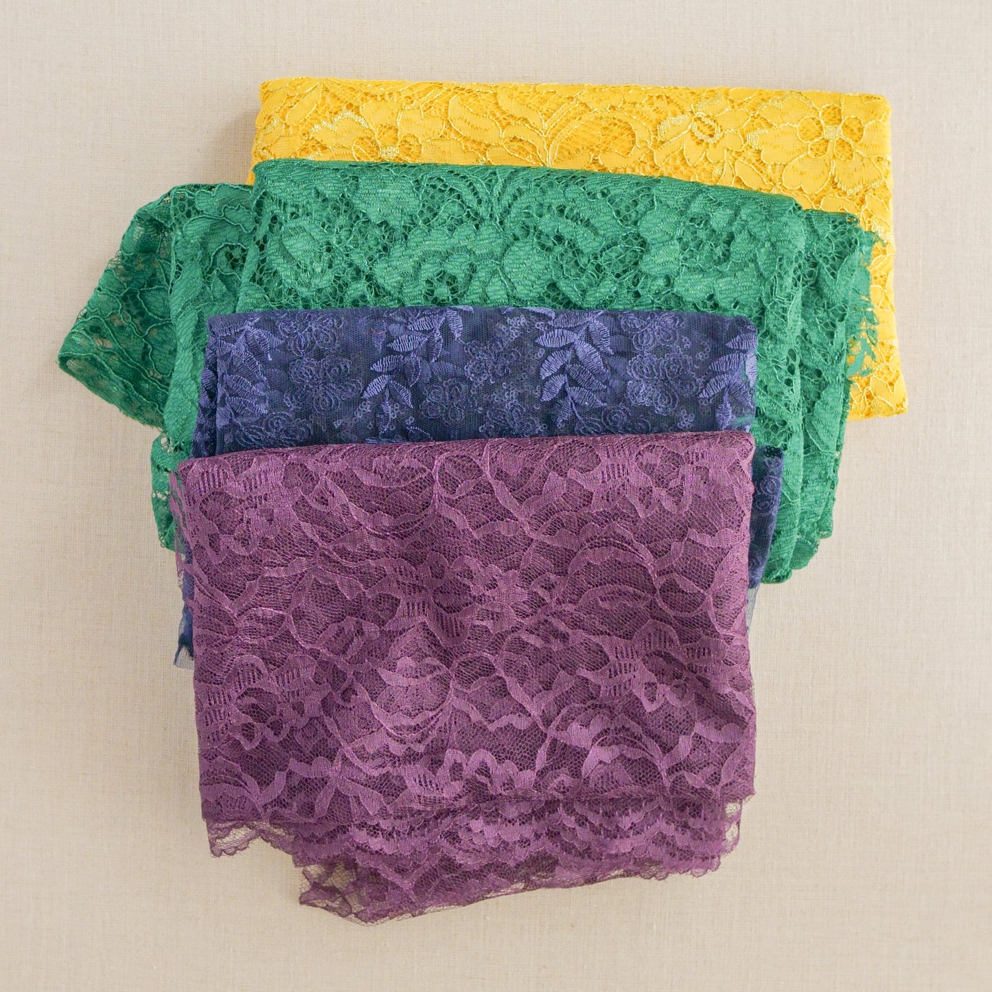 Fabric Scrap Box (yardage and felt)