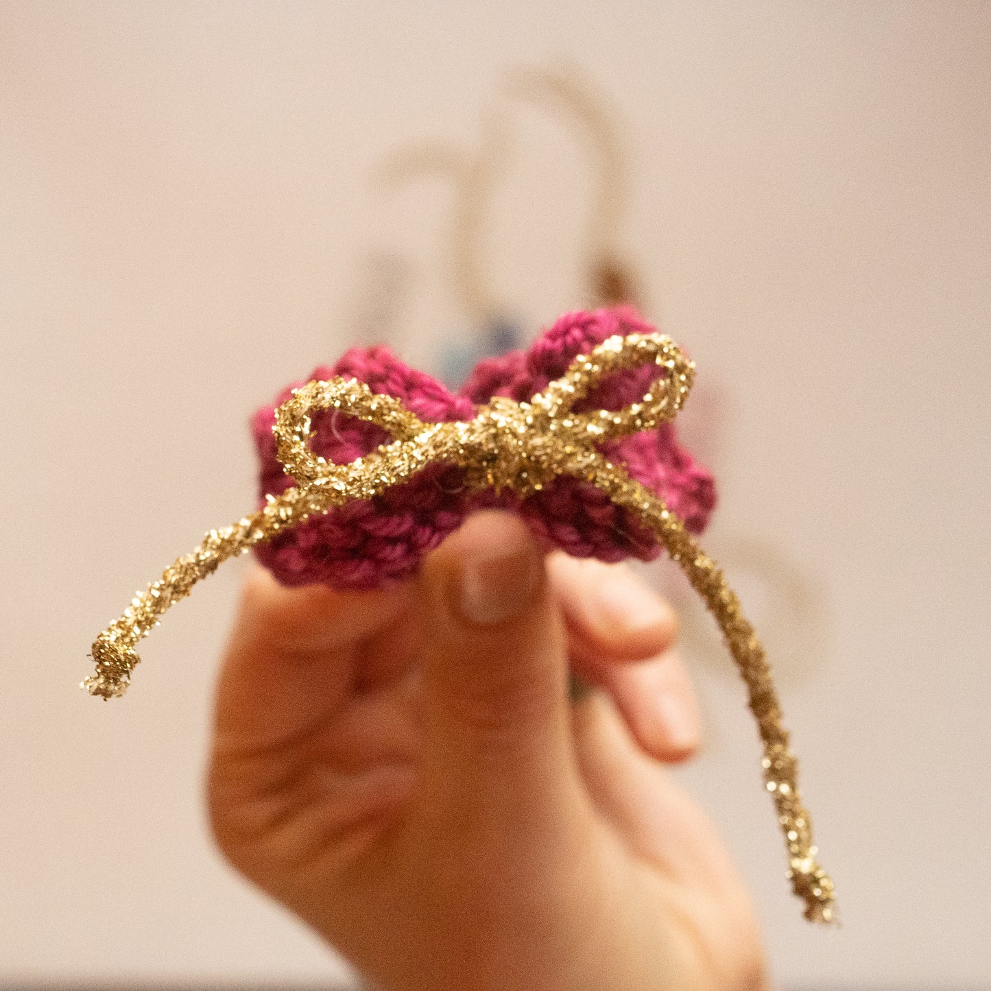 hand-knit lace collar