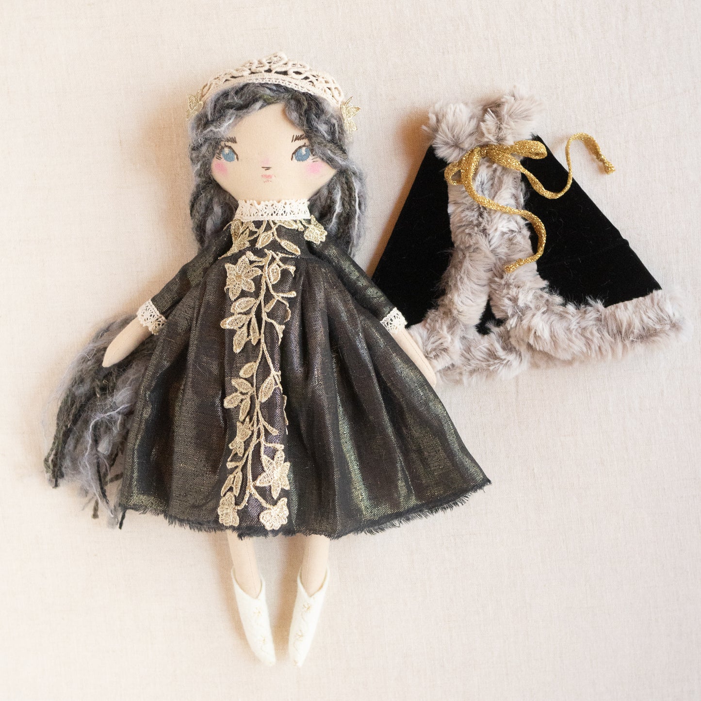 raven fairytale girl