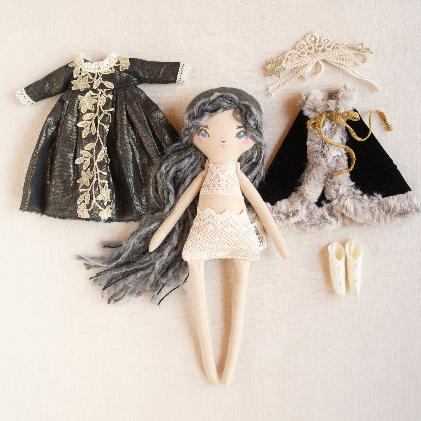 raven fairytale girl
