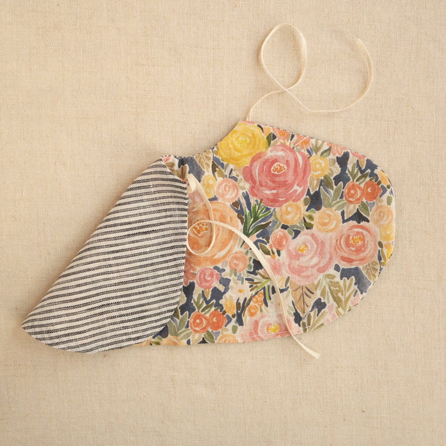 reversible capelet