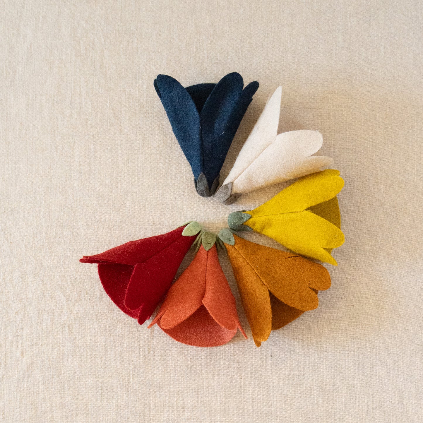 petal flower hat - XS