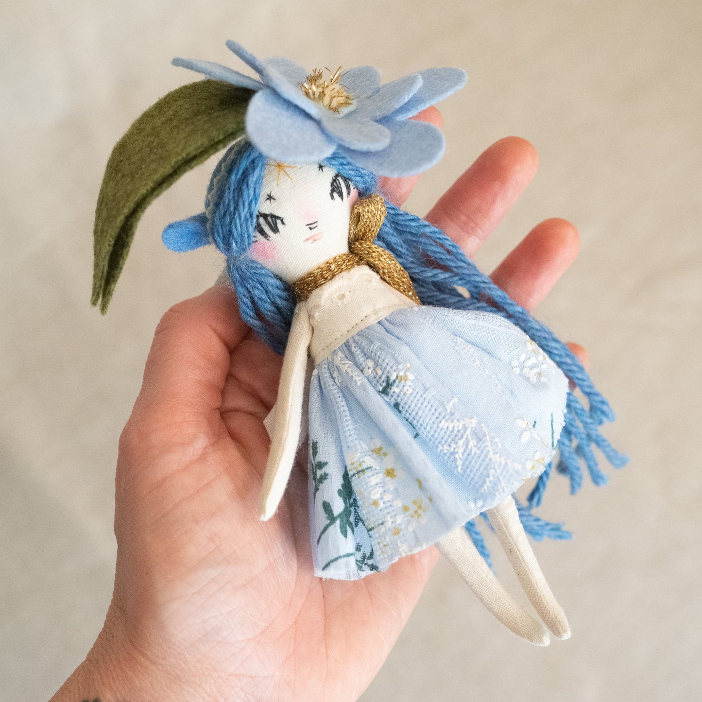 delphinium wee pixie