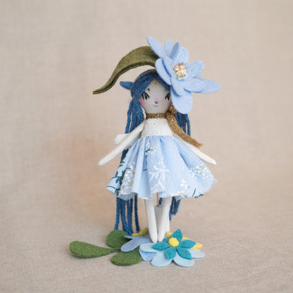 delphinium wee pixie