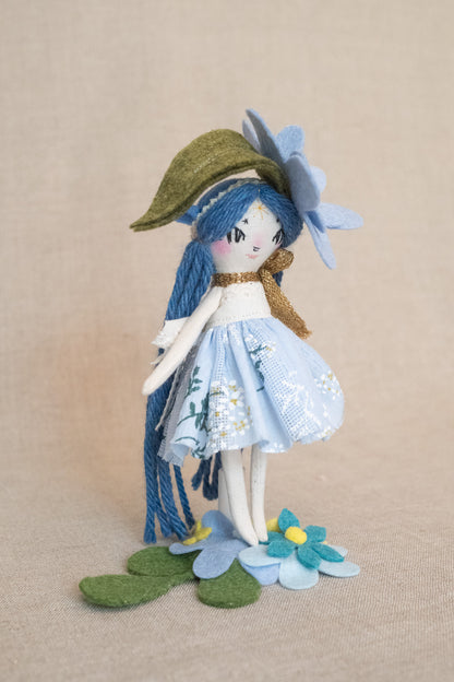 delphinium wee pixie