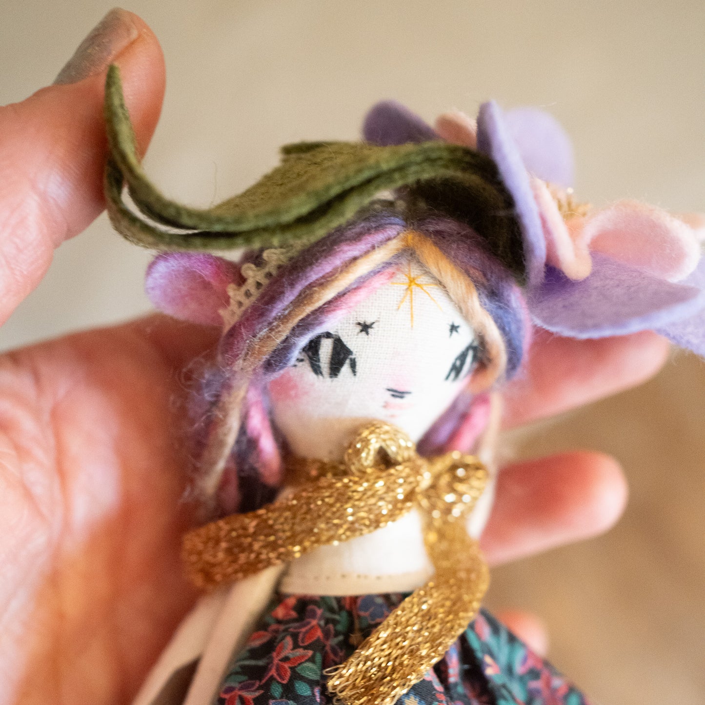 curio wee pixie