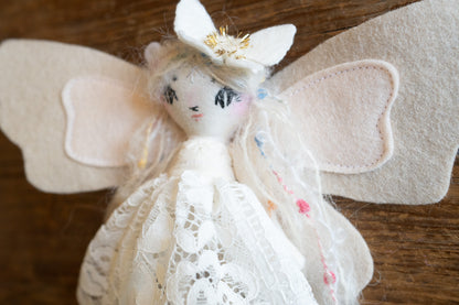 dandelion puff wee pixie