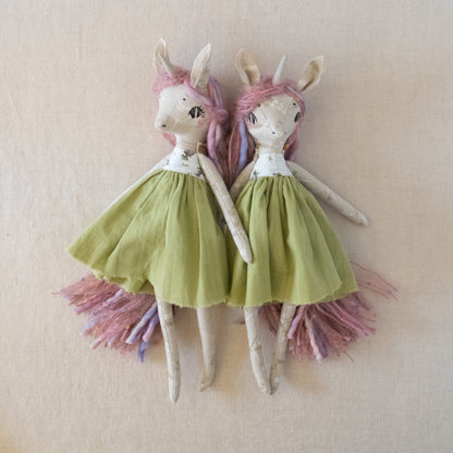 signs of spring unicorn