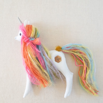 rainbow dream - jointed unicorn