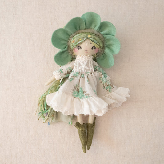 hellebore petal pixie