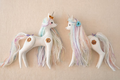 confetti - jointed unicorns