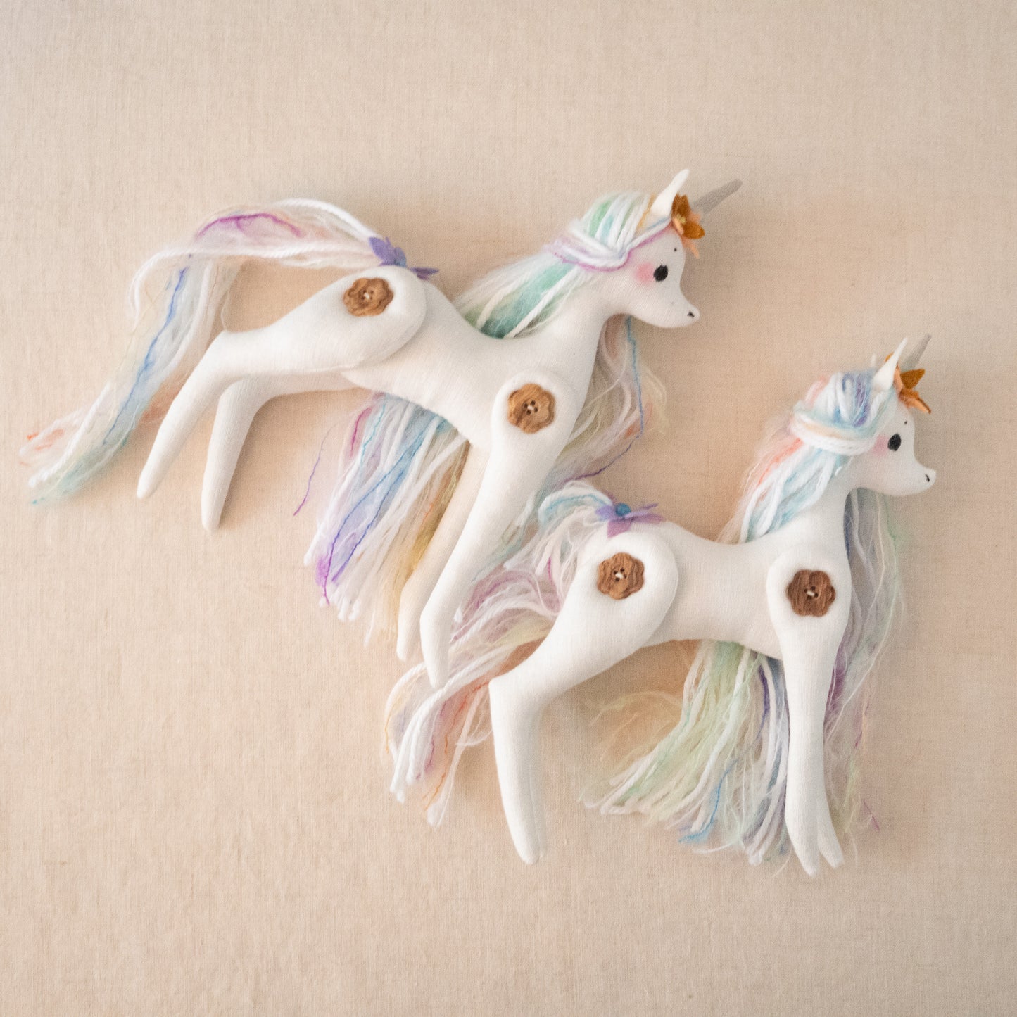 confetti - jointed unicorns