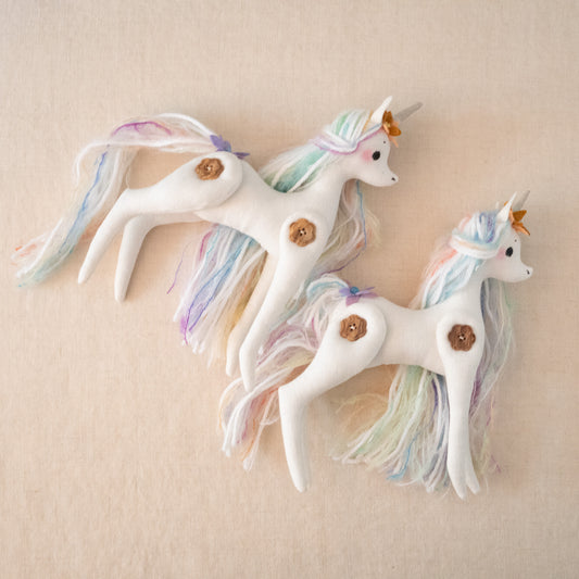confetti - jointed unicorns