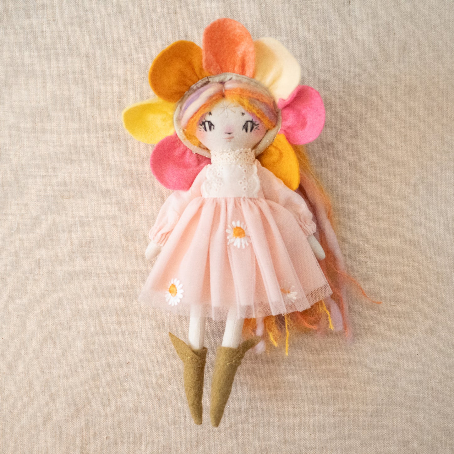 zinea flower petal pixie