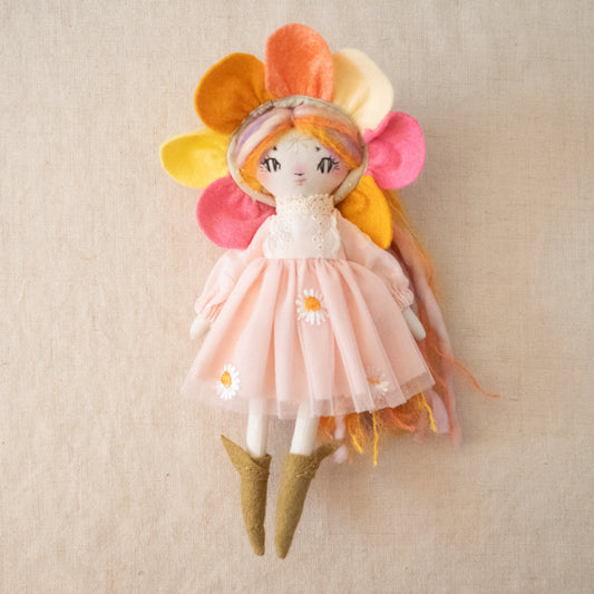 zinea flower petal pixie