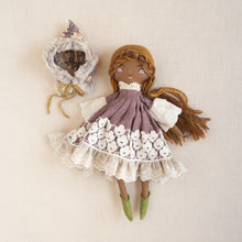 Load image into Gallery viewer, poppy fairytale girl